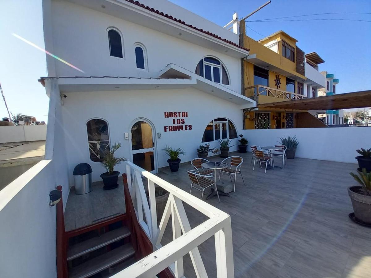 Hostal Los Frayles Paracas Buitenkant foto